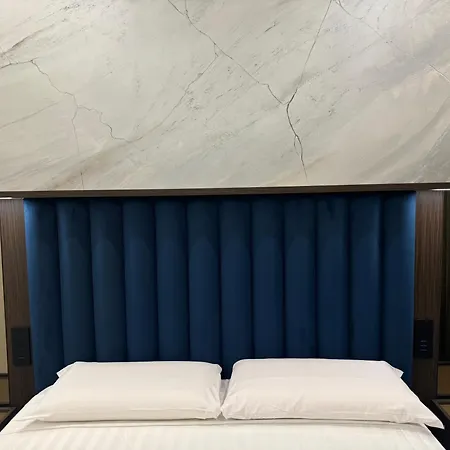Santa Maria Maggiore Luxury Guest House-3