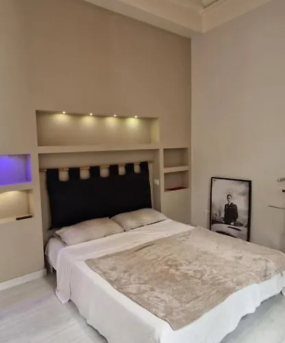 Savelli Apartment Old Town - Near Navona Place
