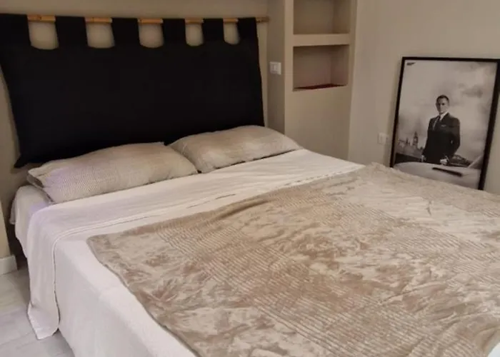 Savelli Apartment Old Town - Near Navona Place